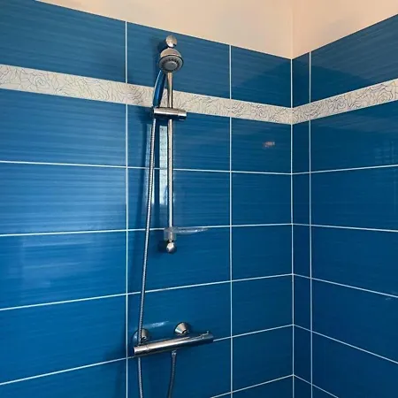 Сasa de vacaciones Maison Spacieuse Avec Jardin, A 5 Km De La Plage, Wifi Et Confort - Fr-1-336-50 *