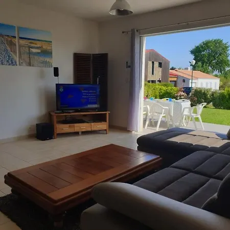 Vakantiehuis Maison Spacieuse Avec Jardin, A 5 Km De La Plage, Wifi Et Confort - Fr-1-336-50 Le Bernard