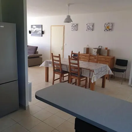 Maison Spacieuse Avec Jardin, A 5 Km De La Plage, Wifi Et Confort - Fr-1-336-50 Casa de Férias Le Bernard