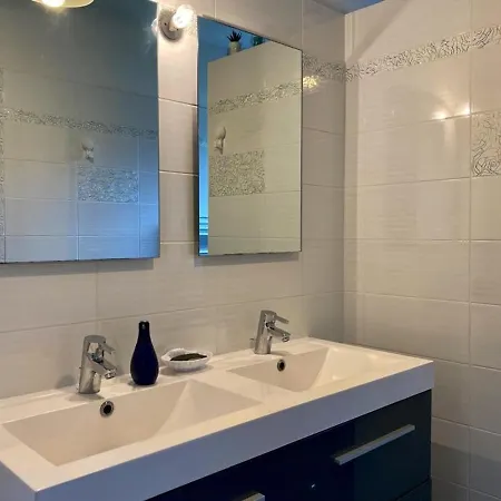 Maison Spacieuse Avec Jardin, A 5 Km De La Plage, Wifi Et Confort - Fr-1-336-50 *